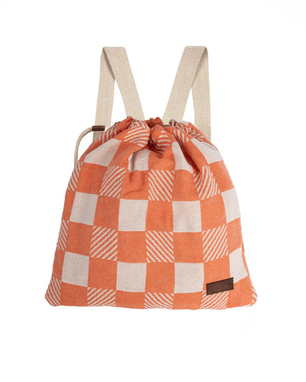🌴The 2-in-1 Beach Essential You’ll Use All Summer From Beach Towel to Backpack in Seconds