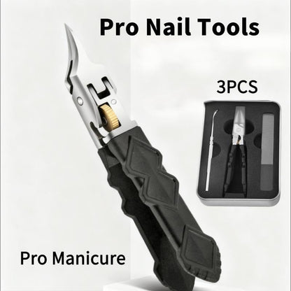 Black Anti-Slip Grip Gear Lock Nail Clipper with Ultra-Sharp Tips for Precise Access to Nail Grooves