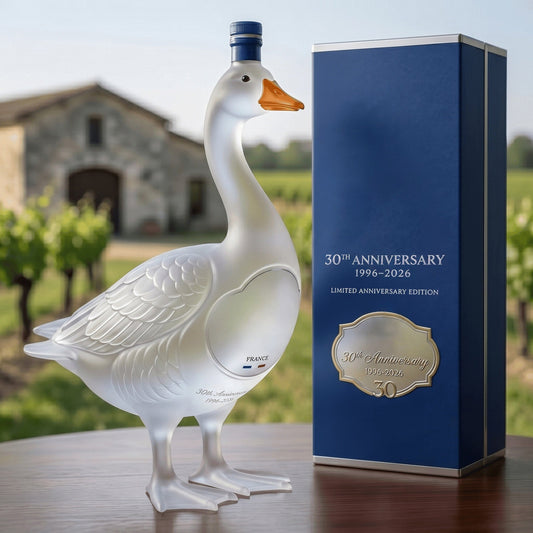 🦢 30th Anniversary 3D Sculpted Bottle | Luxury Gift & Bar Display