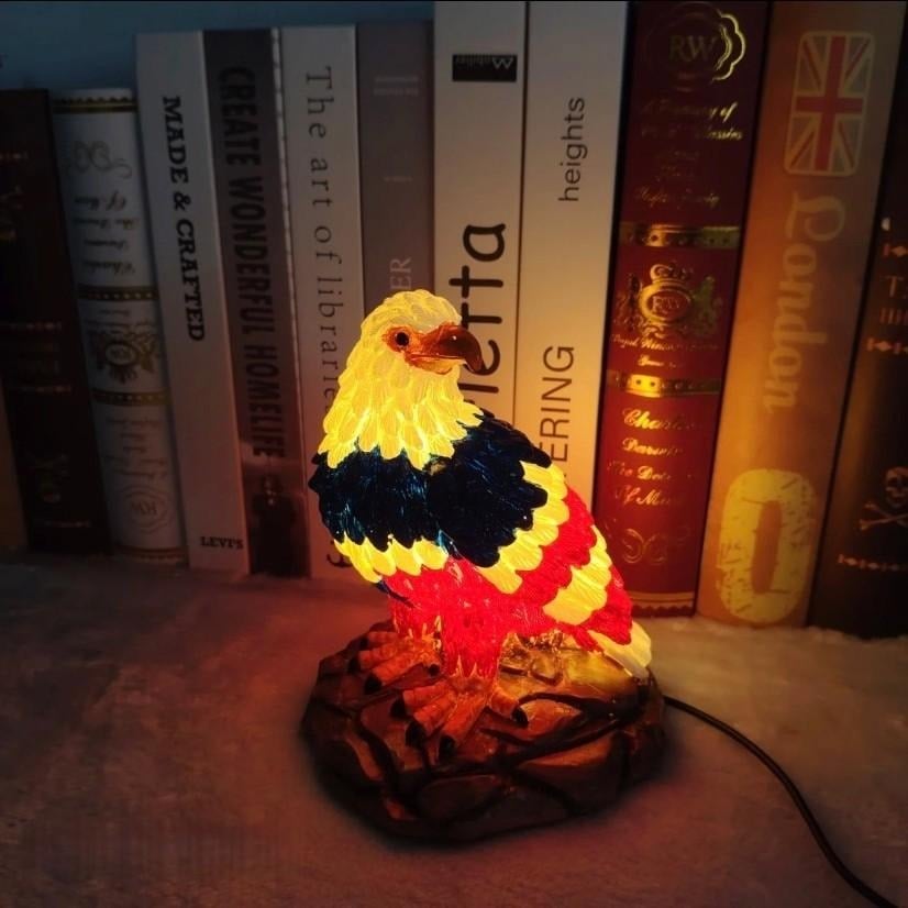 🇺🇸 250th Eagle Stained Glass Wall Lamp – 🦅 Patriotic LED Tribute Light – Resin Craft, Warm Glow, Perfect for Home, Office & Man Cave