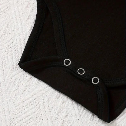 👶 Funny Baby Bodysuit – 👴 "Back Off! Crazy Grandpa" – ☁️ Soft Cotton, Breathable & Irritation-Free