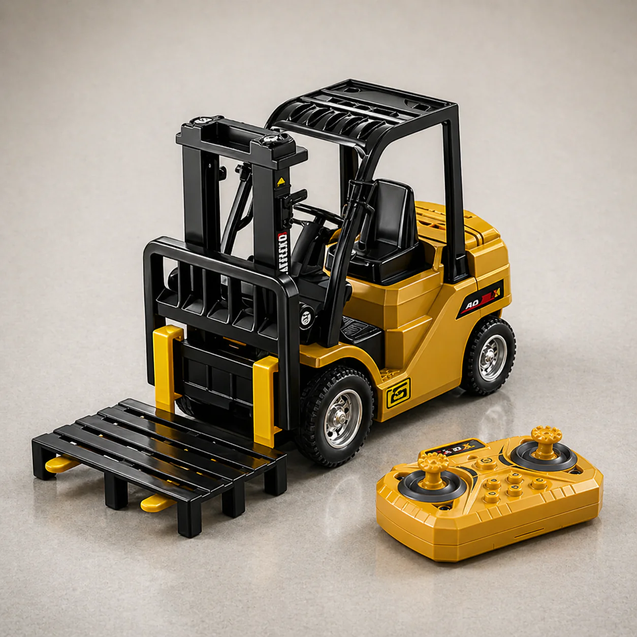🏗️ Mini Desktop RC Forklift – 🔧 1:64 Scale with Adjustable Alloy Fork – Rechargeable Type-C, Realistic Lifting Fun for Desk & Collection